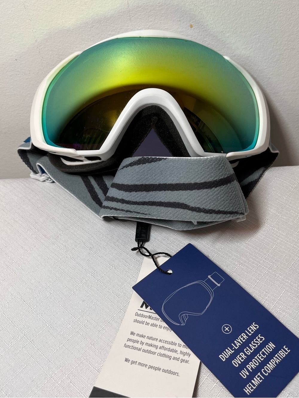Outdoor Master Snow Goggles with Teal Mirrored Lens